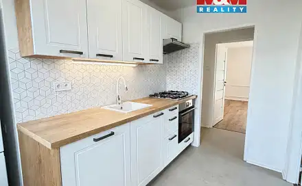 Pronájem bytu 3+1 60 m², Školní, Rakovník - Rakovník II