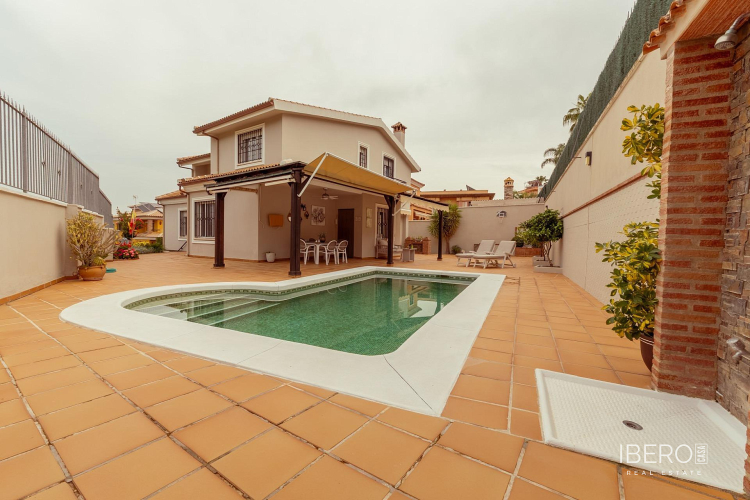 Prodej domu 312 m² s pozemkem 503 m²