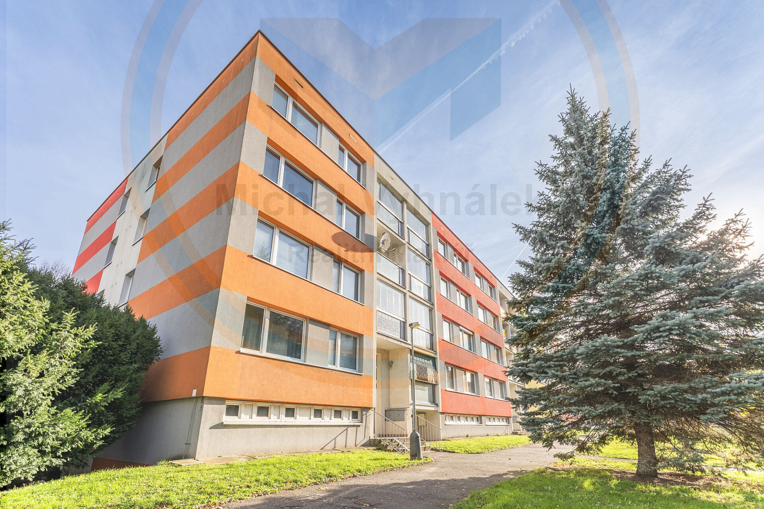 Prodej bytu 3+kk (71 m²) s lodžií a sklepem, Letovská, Praha Letňany