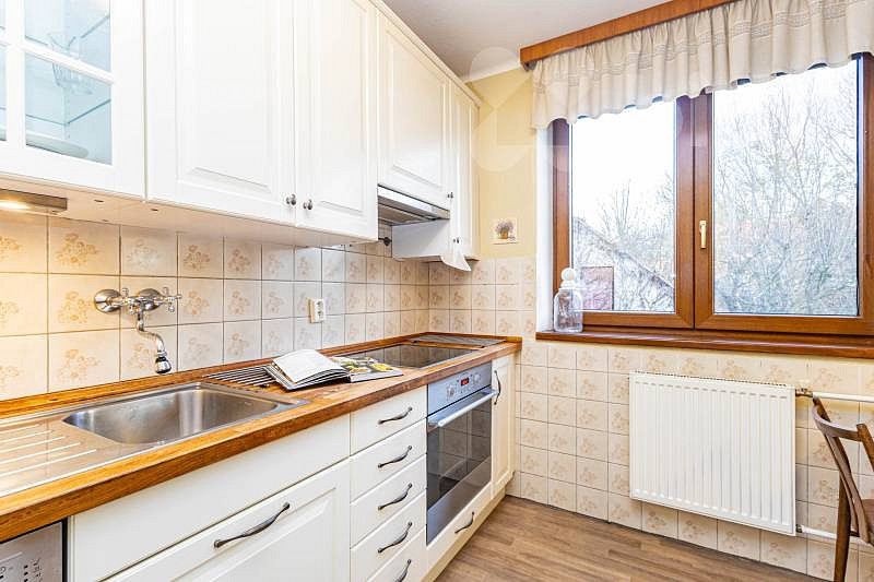 Prodej komerčního objektu (jiného typu) 220 m² — photo 4