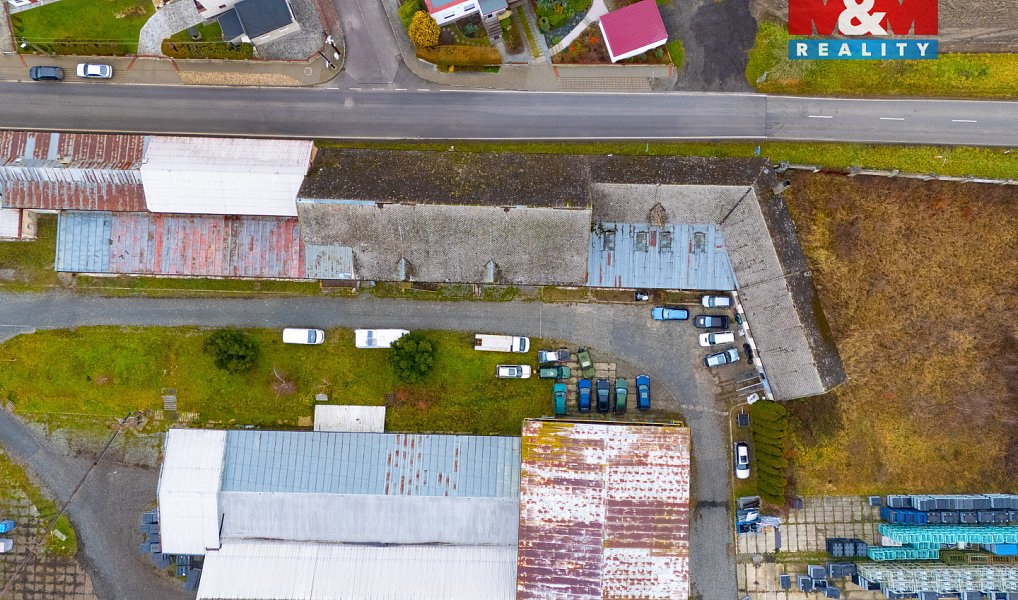 Prodej výrobních prostor 3 223 m², Dolní Bousov – náhled fotky 4