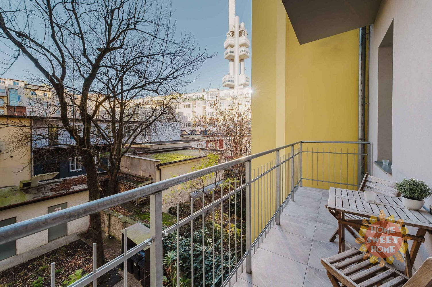 Pronájem bytu 1+1 35 m² – fotografie 3