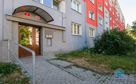 Prodej bytu 3+1 70 m², Ke Špitálskému lesu, Plzeň - Doubravka
