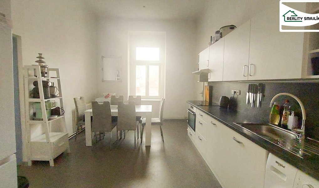 Pronájem bytu 2+1 105 m², Cheb – náhled fotky 11