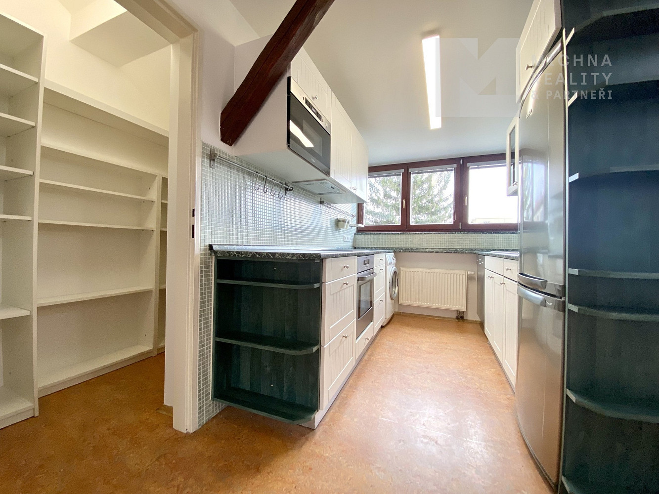 Prodej bytu 2+kk 62 m² – pohled 3
