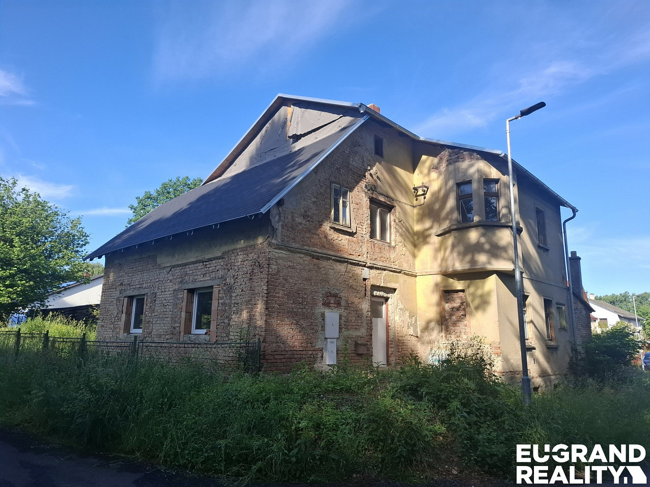Prodej domu 300 m² s pozemkem 900 m²