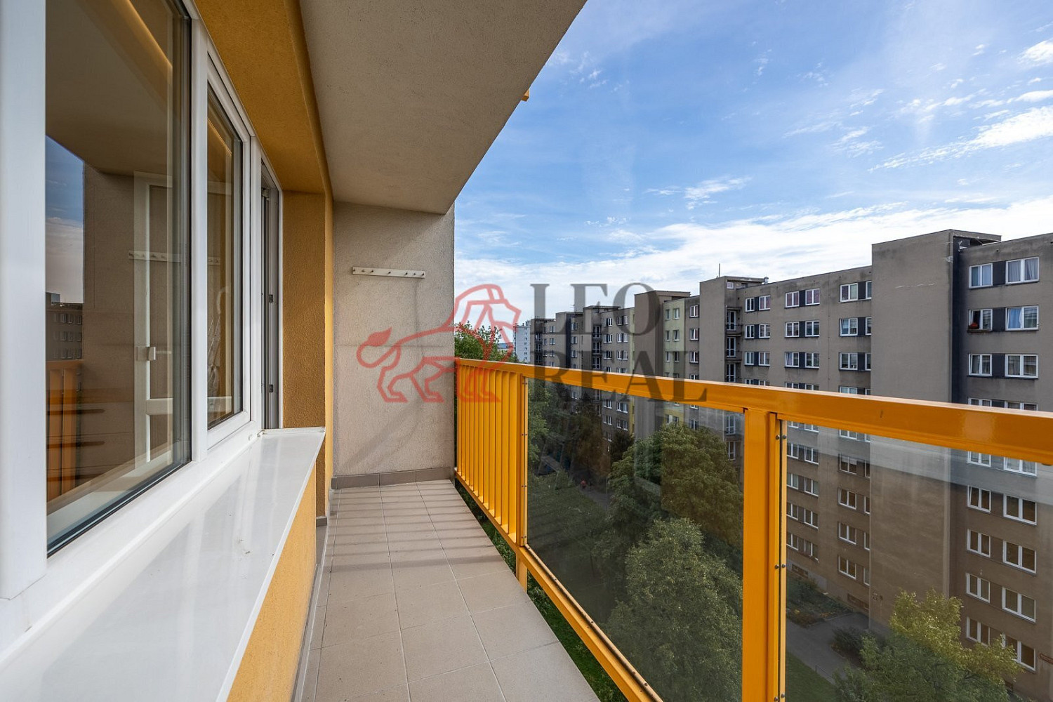 Pronájem bytu 4+kk 81 m² – fotografie 2