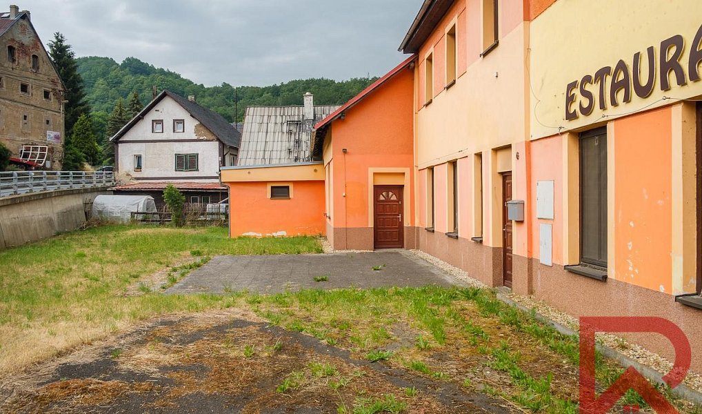 Prodej restaurace 379 m², Stráž nad Ohří – náhled fotky 3