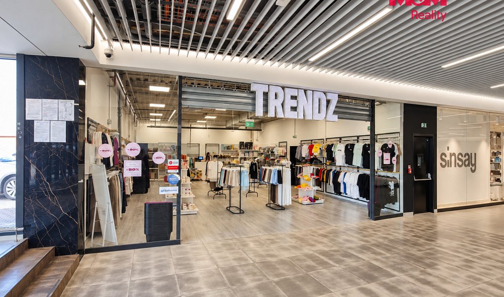 Pronájem obchodních prostor 119 m², Hradec Králové – náhled fotky 3