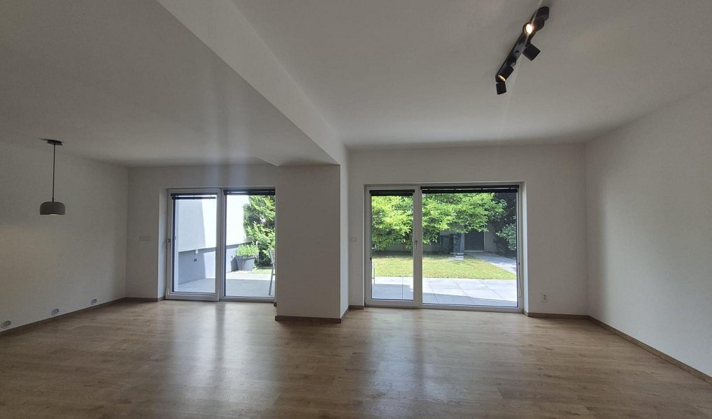 Pronájem domu 120 m² s pozemkem 350 m², Praha – náhled fotky 21