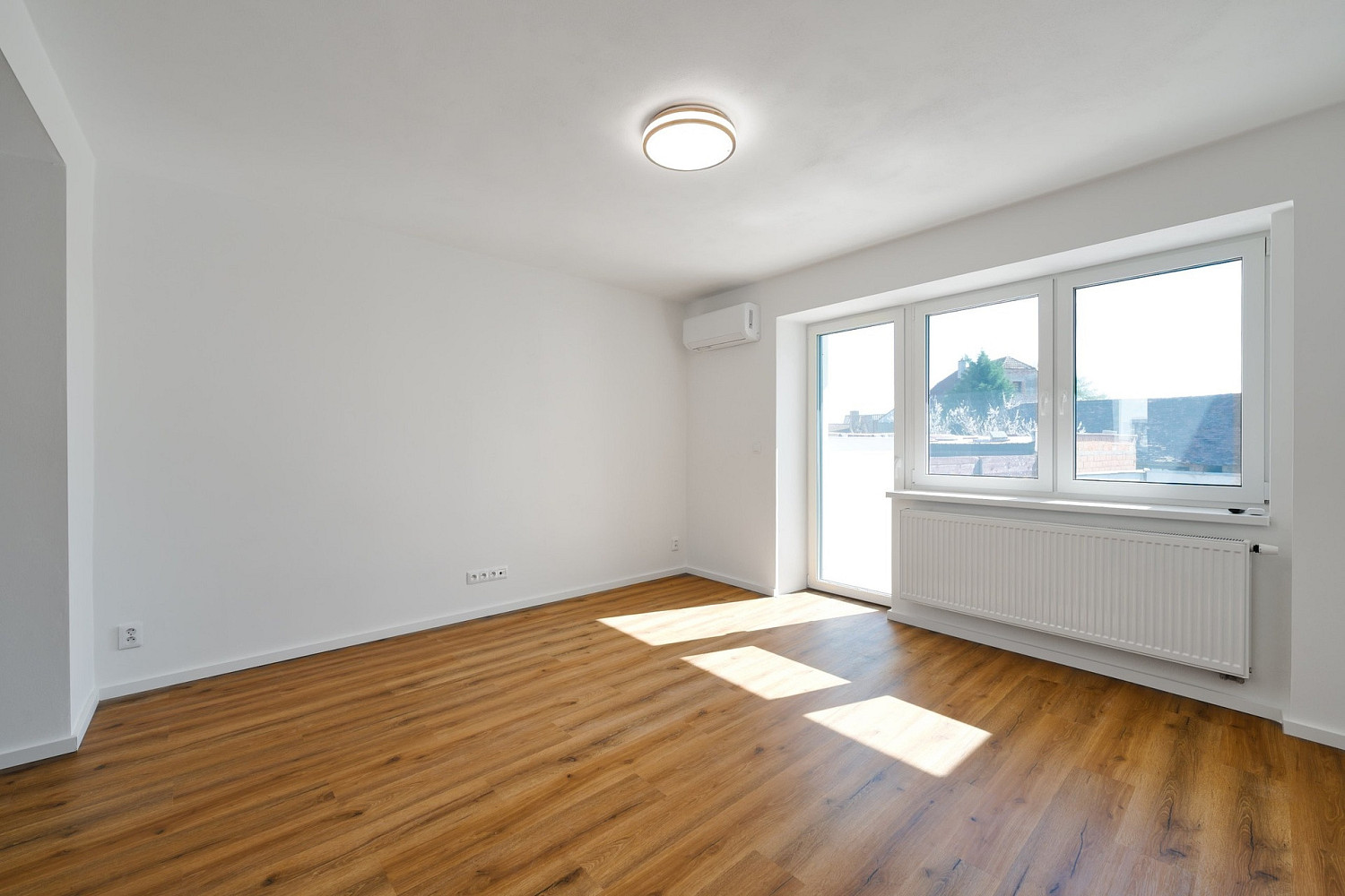 Prodej domu 170 m² s pozemkem 202 m² — photo 3