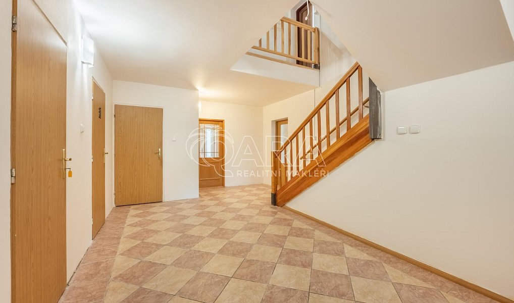Prodej domu 362 m² s pozemkem 1 568 m², Zvánovice – náhled fotky 7
