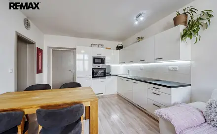 Prodej bytu 3+kk 65 m², Živnostenská, Plzeň - Lobzy