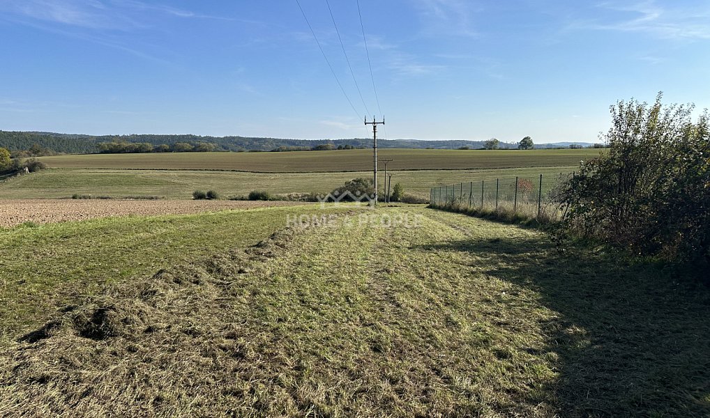 Prodej stavebního pozemku 1 244 m², Černé Voděrady – náhled fotky 4