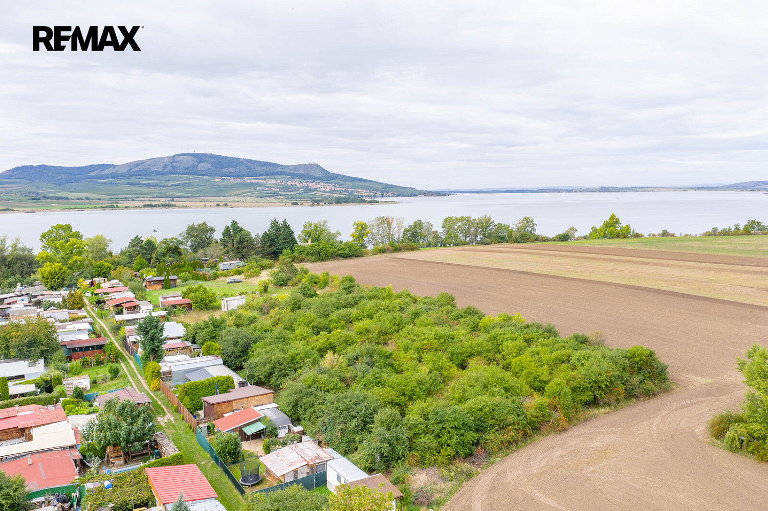 Prodej stavebního pozemku 6 037 m²