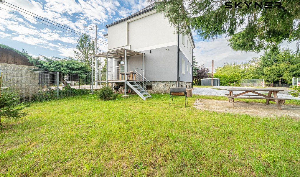 Prodej domu 276 m² s pozemkem 895 m², Nový Bor – náhled fotky 8