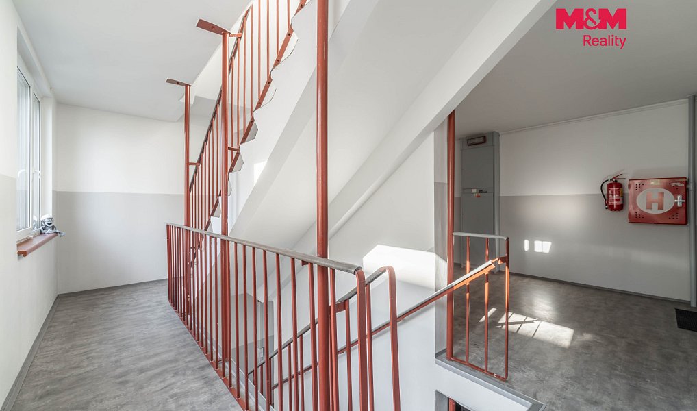 Prodej bytu 2+kk 43 m², Králův Dvůr – náhled fotky 16