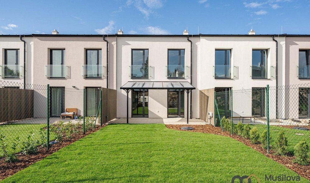 Pronájem domu 92 m² s pozemkem 300 m², Újezdeček – náhled fotky 16