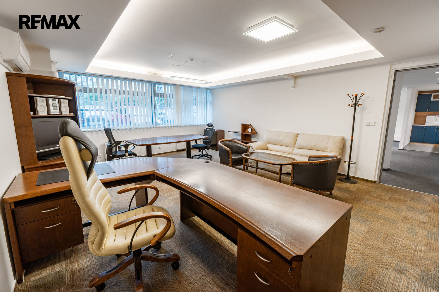 Pronájem kanceláře 103 m² – fotografie 5