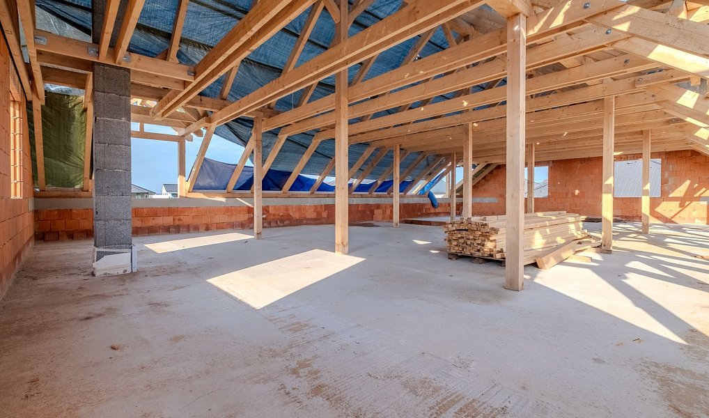Prodej domu 355 m² s pozemkem 786 m², Křinec – náhled fotky 13