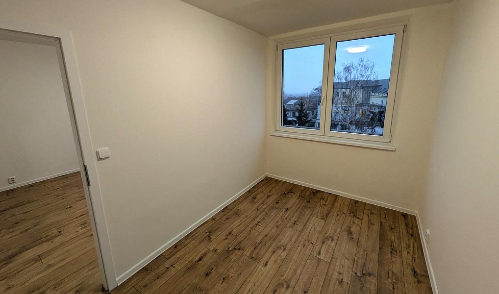 Pronájem bytu 2+kk 33 m², Litvínov – náhled fotky 5