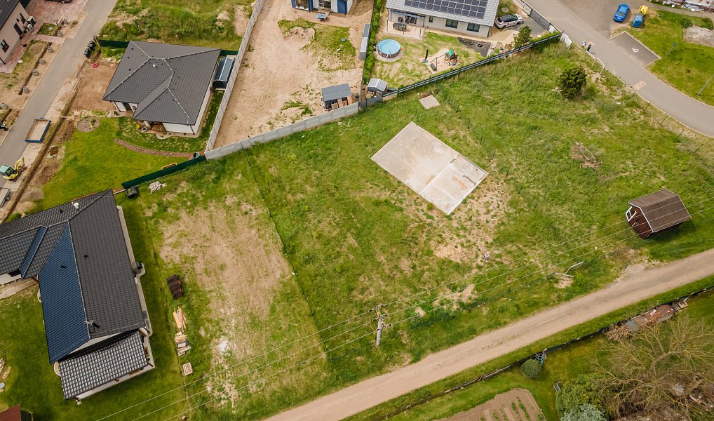 Prodej stavebního pozemku 1 019 m², Holedeč – náhled fotky 5