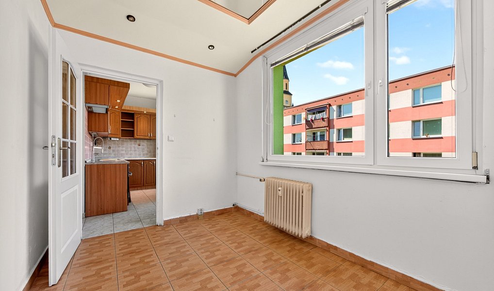 Prodej bytu 3+1 65 m², Chlumec – náhled fotky 14