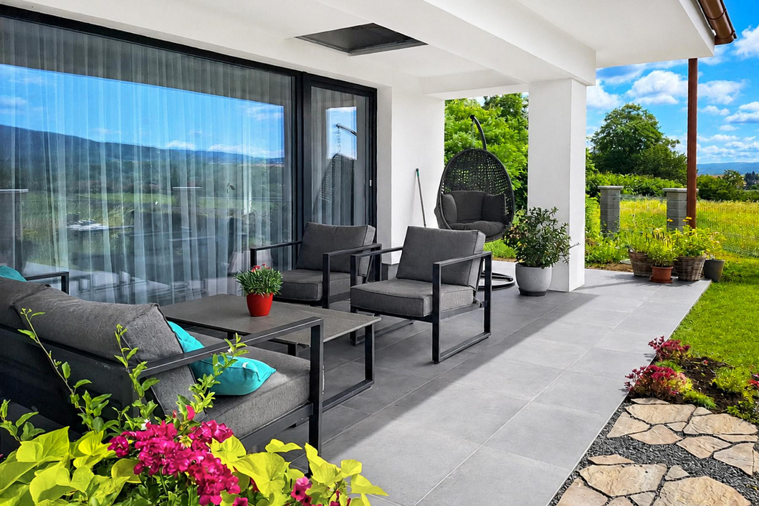 Prodej domu 104 m² s pozemkem 1 216 m²