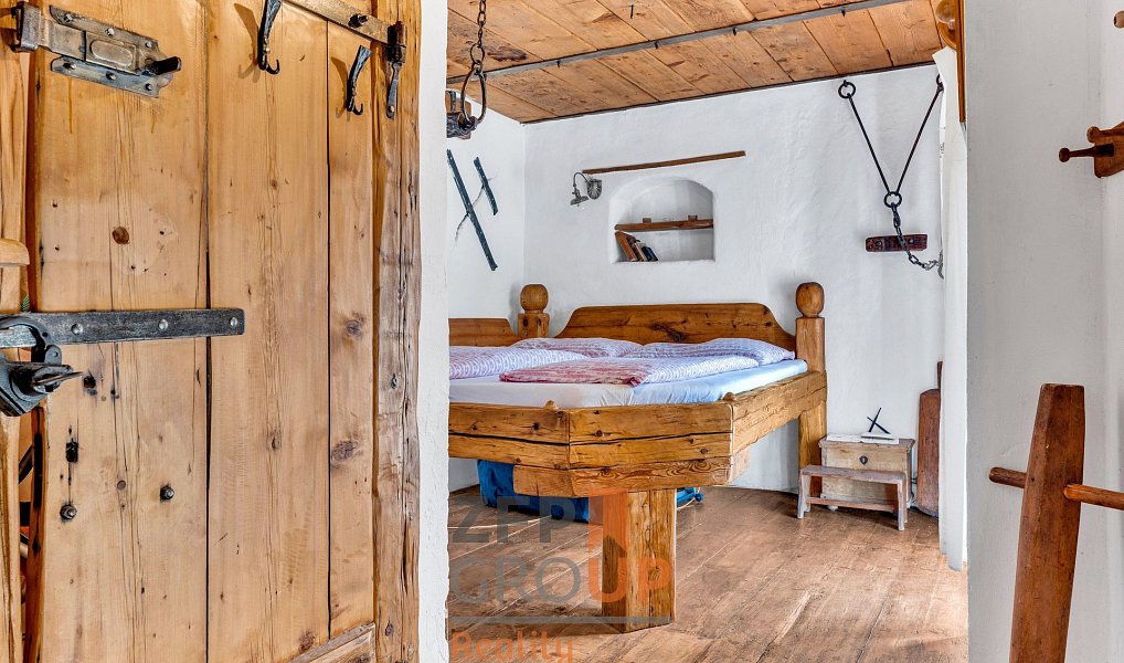 Prodej ubytovacího objektu 143 m², Český Krumlov – náhled fotky 21