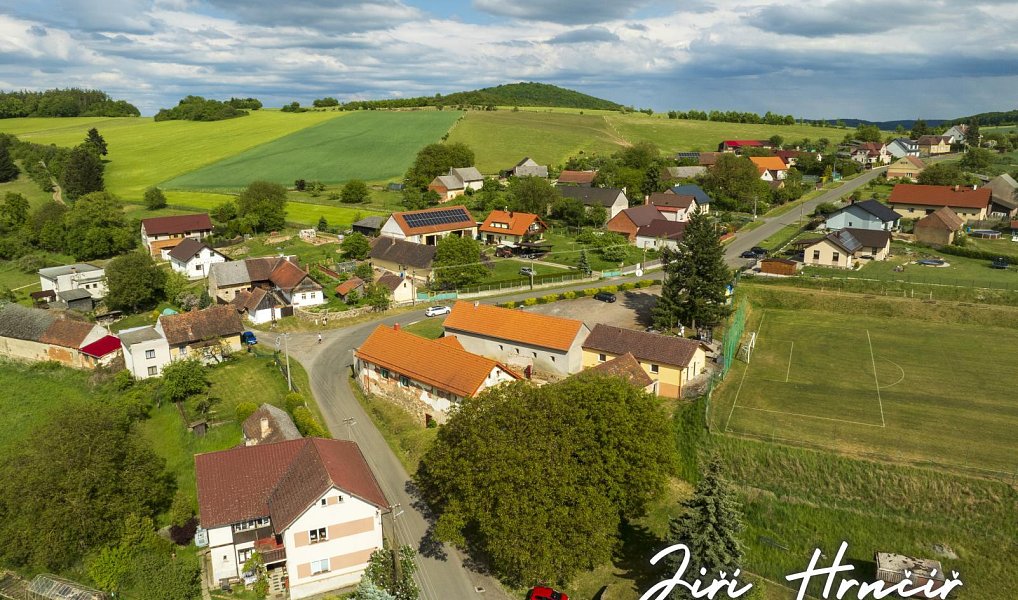 Prodej domu 143 m² s pozemkem 757 m², Ježovy – náhled fotky 11