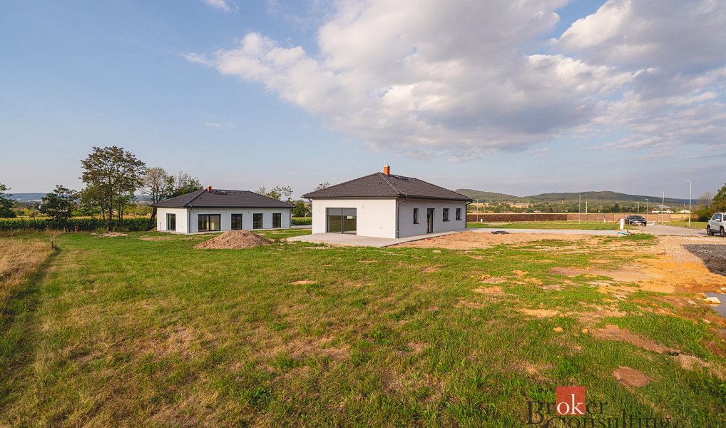 Prodej domu 137 m² s pozemkem 937 m², Kamenný Újezd – náhled fotky 11
