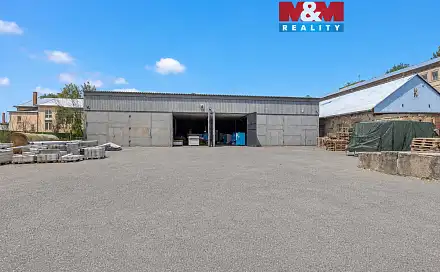 Pronájem skladovacích prostor 150 m²