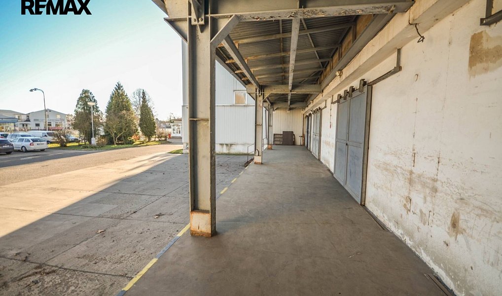 Pronájem skladovacích prostor 343 m², Praha – náhled fotky 2