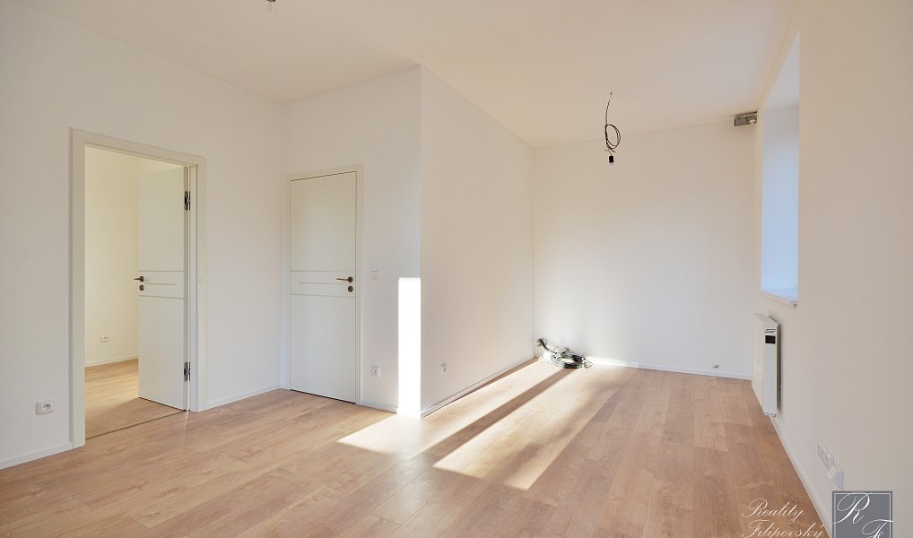 Prodej bytu 2+kk 40 m², Kraslice – náhled fotky 14