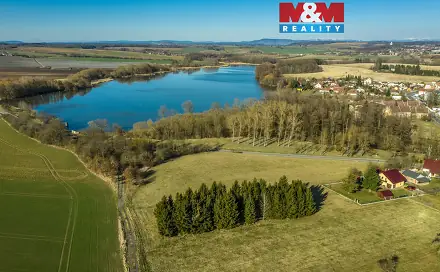 Prodej stavebního pozemku 5 111 m², Dolní Bousov, okres Mladá Boleslav
