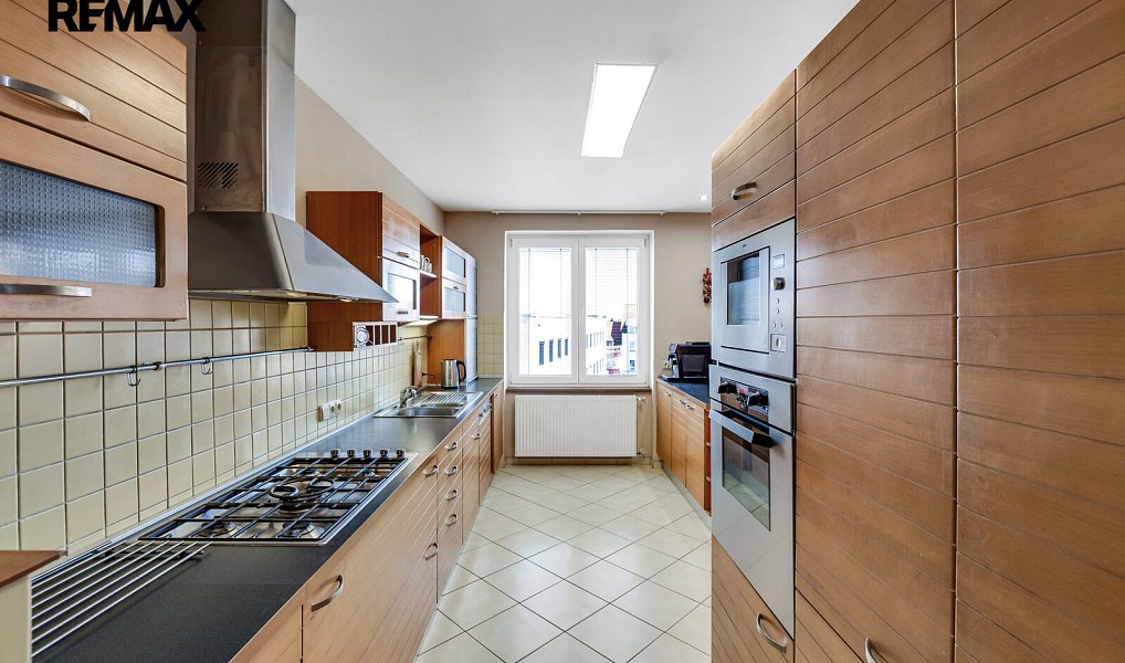 Prodej bytu 3+kk 92 m², Hořovice – náhled fotky 2