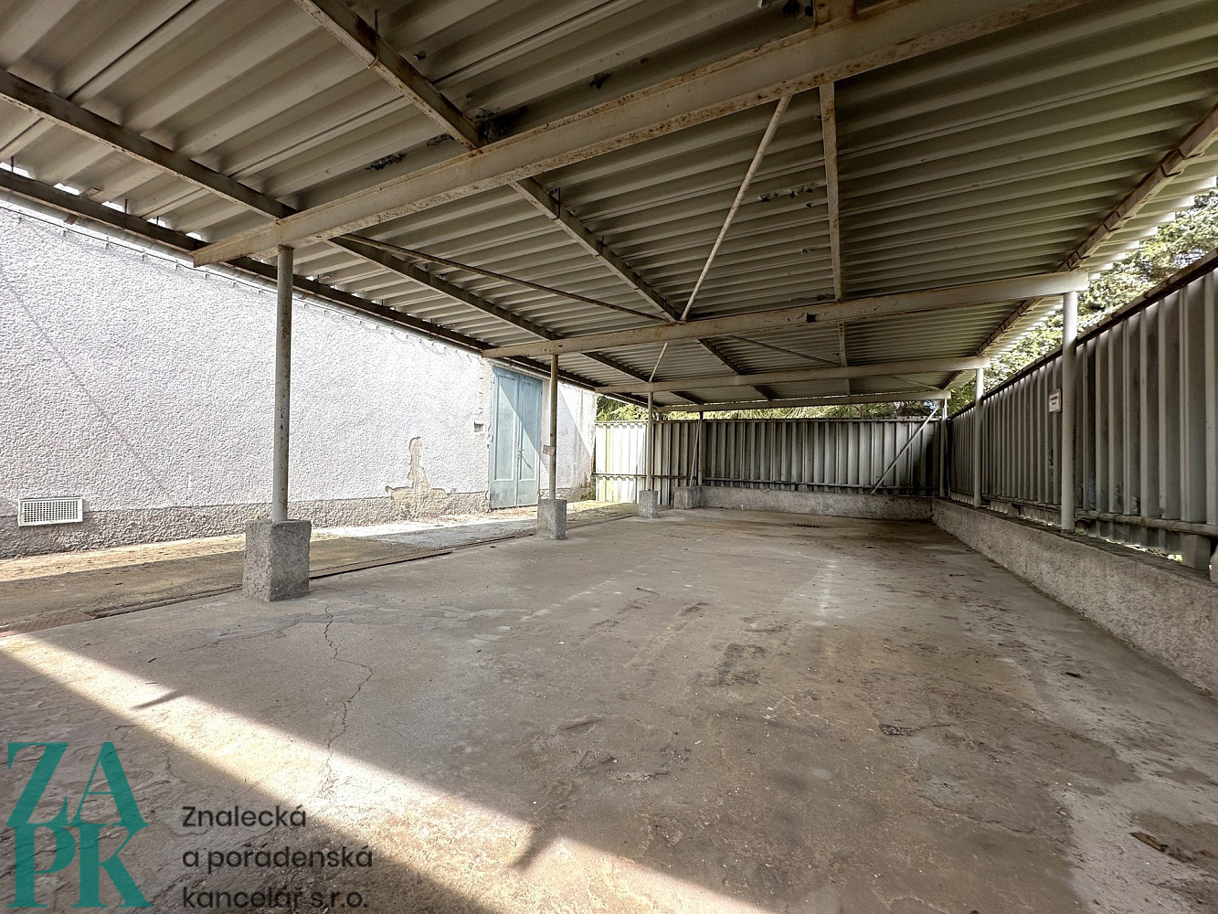Pronájem skladovacích prostor 350 m² – fotografie 3