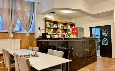 Pronájem restaurace 100 m², Hládkov, Praha 6 - Střešovice