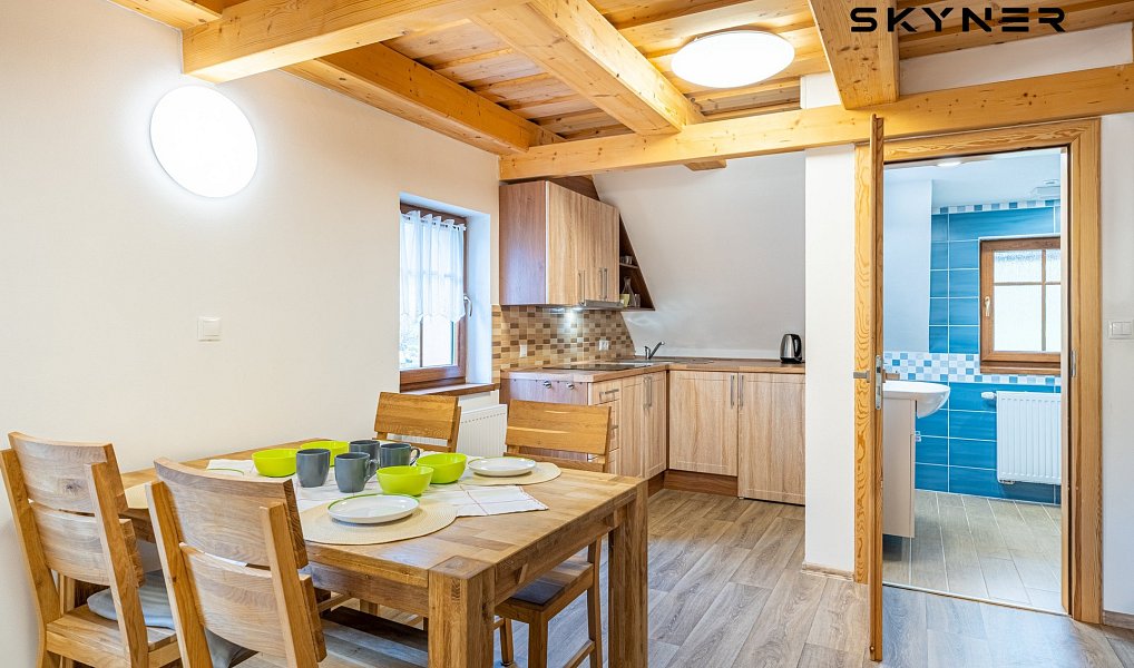 Prodej domu 271 m² s pozemkem 1 618 m², Kunratice – náhled fotky 7