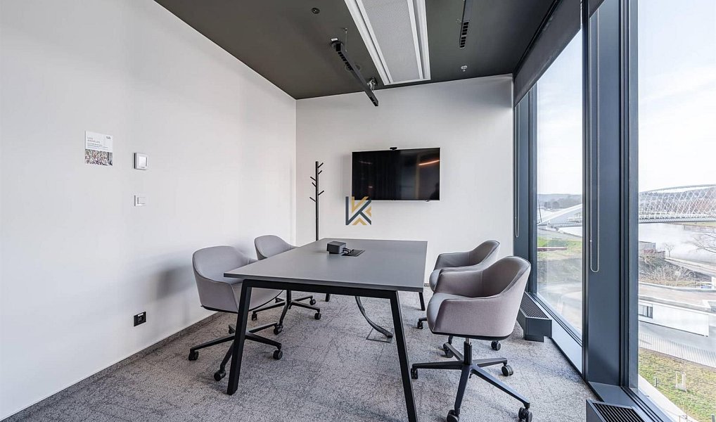 Pronájem kanceláře 44 m², Praha – náhled fotky 3