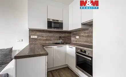 Pronájem bytu 2+kk 43 m²