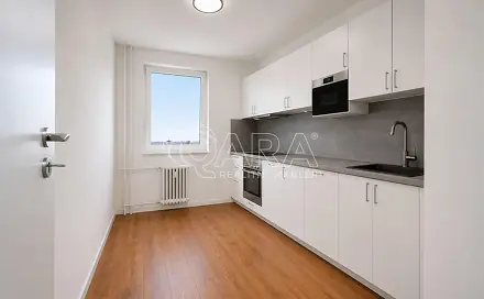 Prodej bytu 1+1 30 m², Šestajovická, Praha 9 - Hloubětín