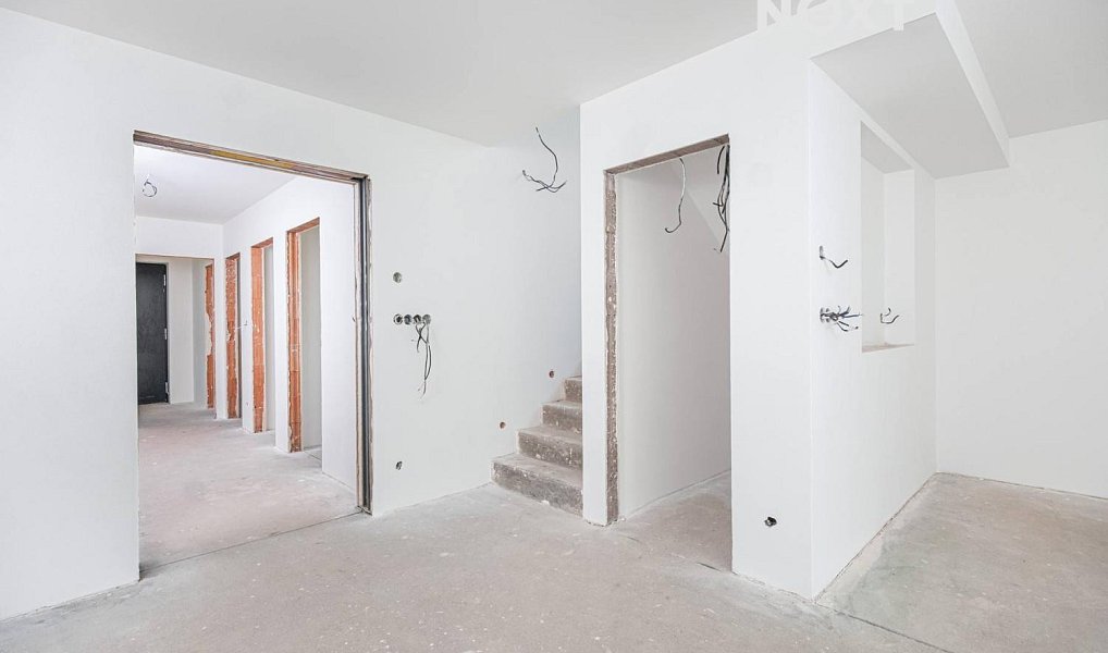 Prodej domu 260 m² s pozemkem 1 037 m², Hradec Králové – náhled fotky 18