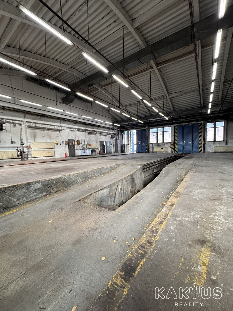 Pronájem skladovacích prostor 620 m² – fotografie 5