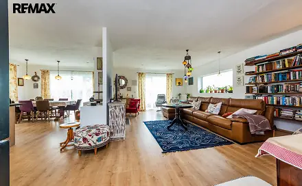 Prodej domu 250 m² s pozemkem 1 469 m², Bojanovice - Senešnice, okres Praha-západ