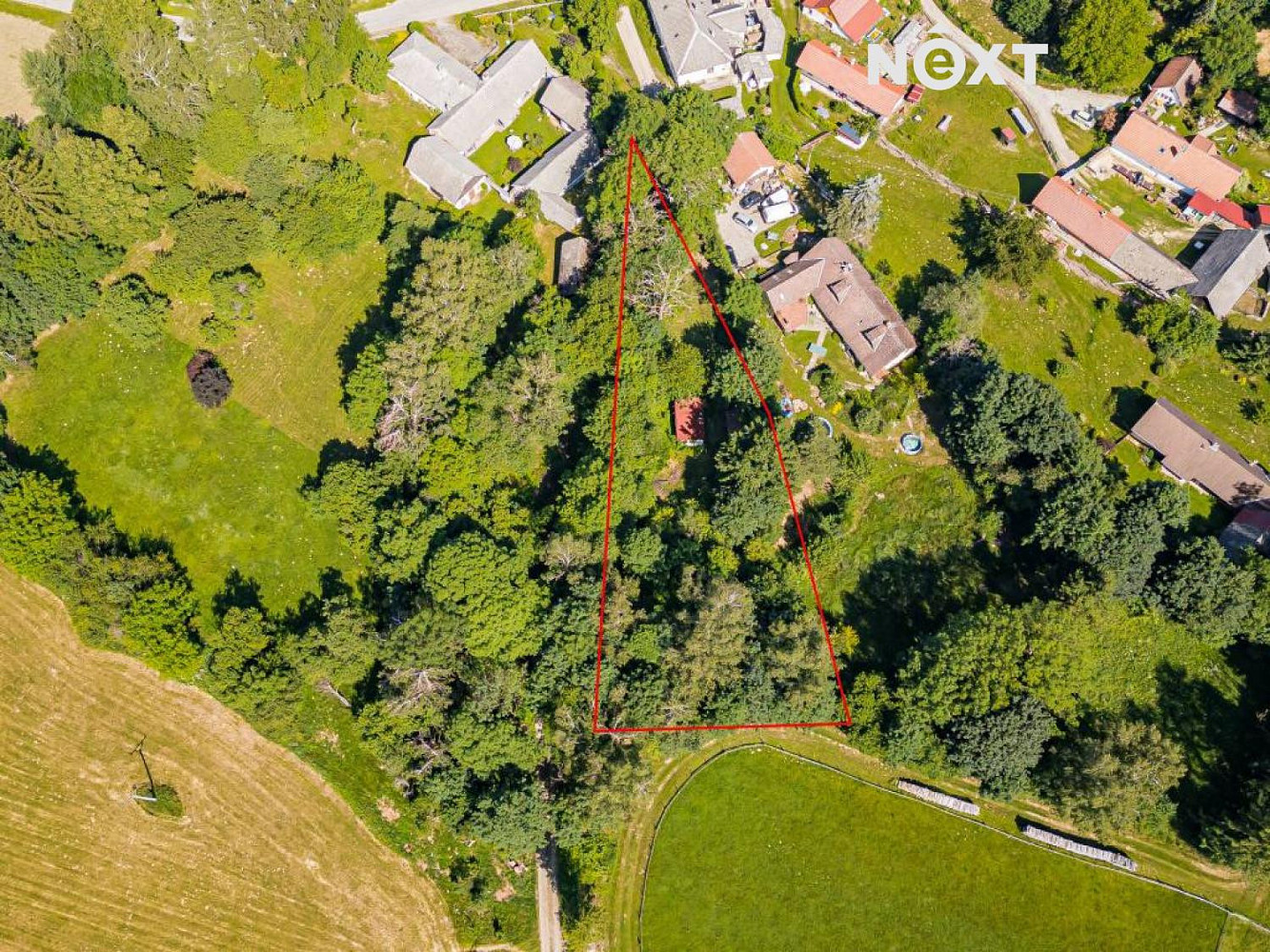 Prodej stavebního pozemku 1 277 m² – další