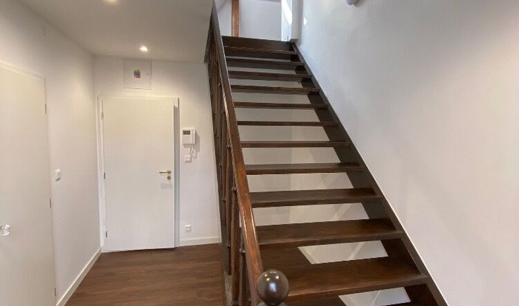 Prodej ubytovacího objektu 486 m², Dalovice – náhled fotky 8