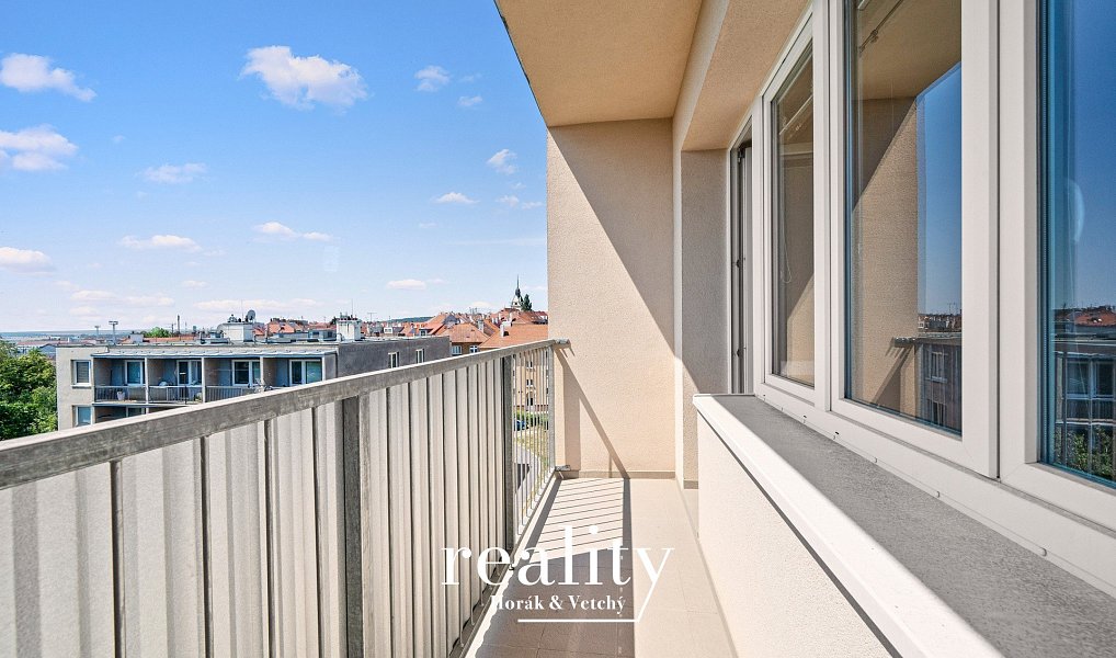 Prodej bytu 3+1 70 m², Znojmo – náhled fotky 3