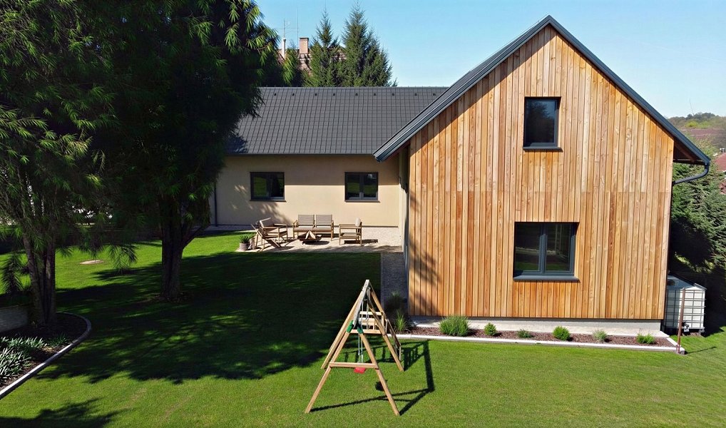 Prodej domu 230 m² s pozemkem 840 m², Nechanice – náhled fotky 2
