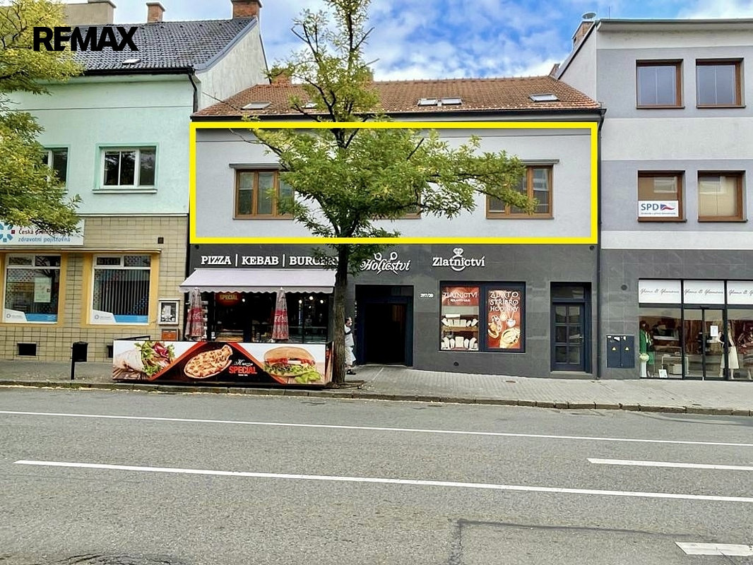 Pronájem kanceláře 155 m² – fotografie 2